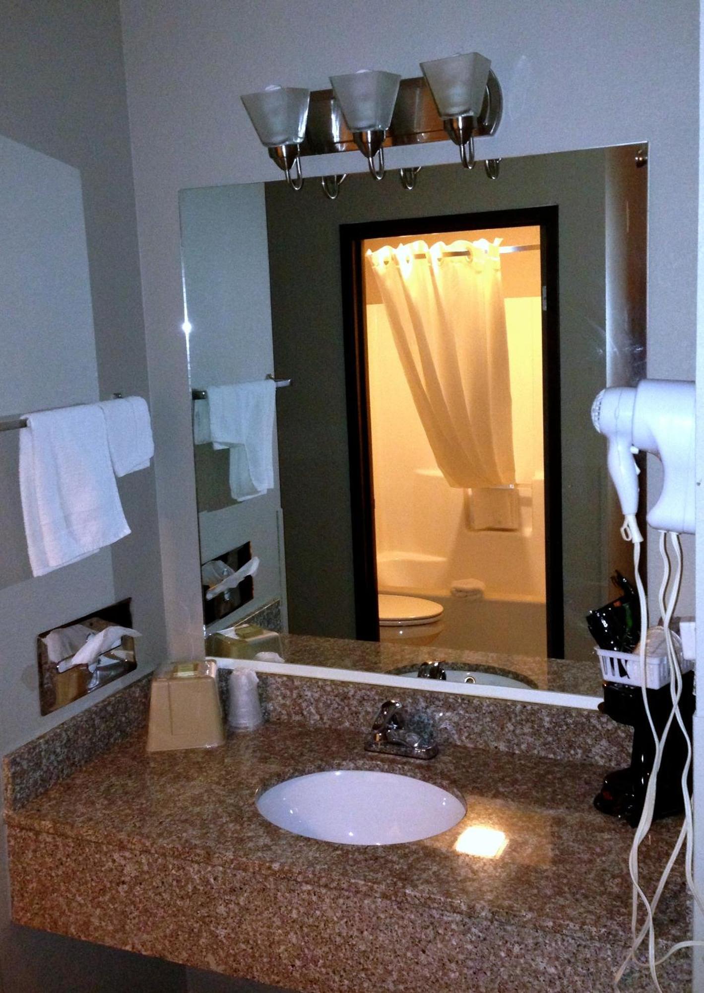 Super 8 By Wyndham Stafford/Springfield Area Motel Strafford Екстериор снимка